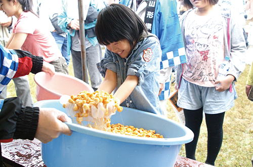 鮭川きのこ王国まつり